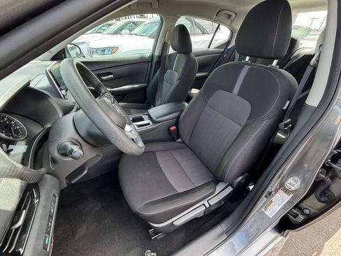 Used 2025 Nissan Sentra SV FWD image 29