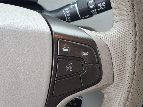 Used 2013 Toyota Sienna XLE FWD image 24