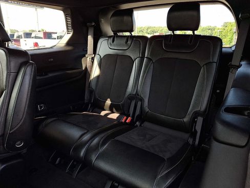 Used 2023 Jeep Grand Cherokee L Laredo AWD/4WD image 10