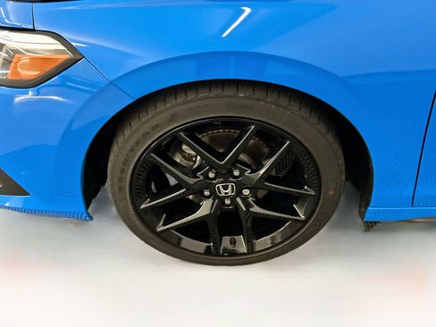 Used 2024 Honda Civic Sport image 11