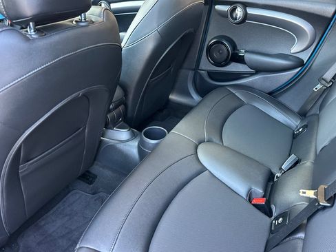 Used 2023 MINI Cooper S FWD image 12