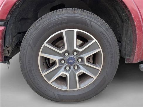 Used 2016 Ford F150 XLT w/ Equipment Group 302A Luxury image 19