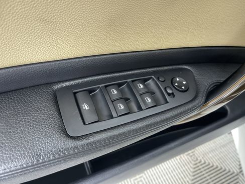 Used 2012 BMW 128i Convertible image 13