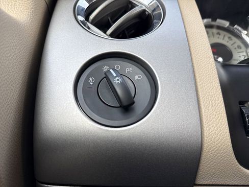 Used 2014 Ford Expedition EL XLT w/ Equipment Group 202A image 27