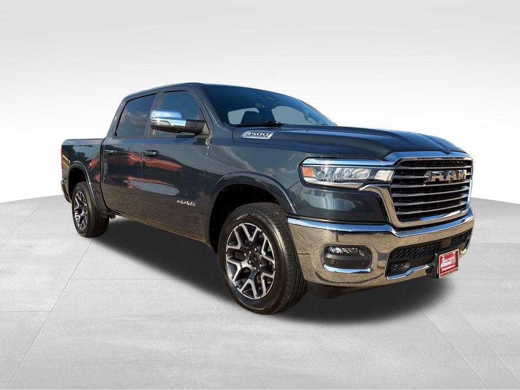 Used 2026 RAM 1500 Laramie AWD/4WD image 8