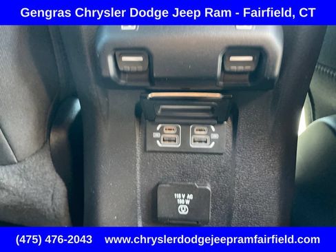Used 2021 Jeep Wrangler Unlimited Sahara AWD/4WD image 27