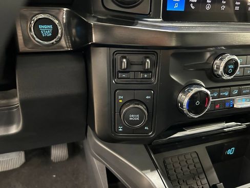 New 2026 Ford F250 Lariat w/ Black Appearance Package AWD/4WD image 20