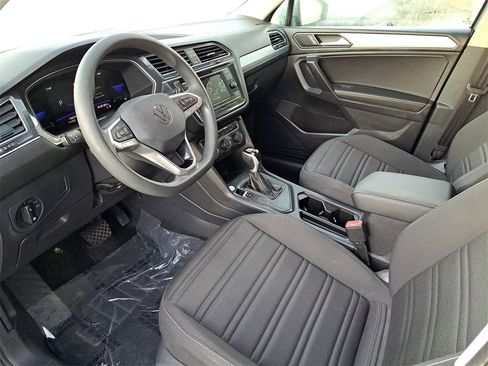 Used 2023 Volkswagen Tiguan S image 13