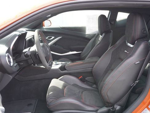 Used 2022 Chevrolet Camaro ZL1 image 10