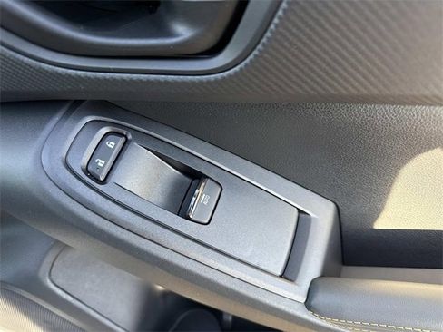 Certified 2025 Subaru Crosstrek 2.5i Sport w/ Crosstrek Mirror Package image 32