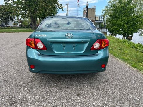 Used 2009 Toyota Corolla S FWD image 4