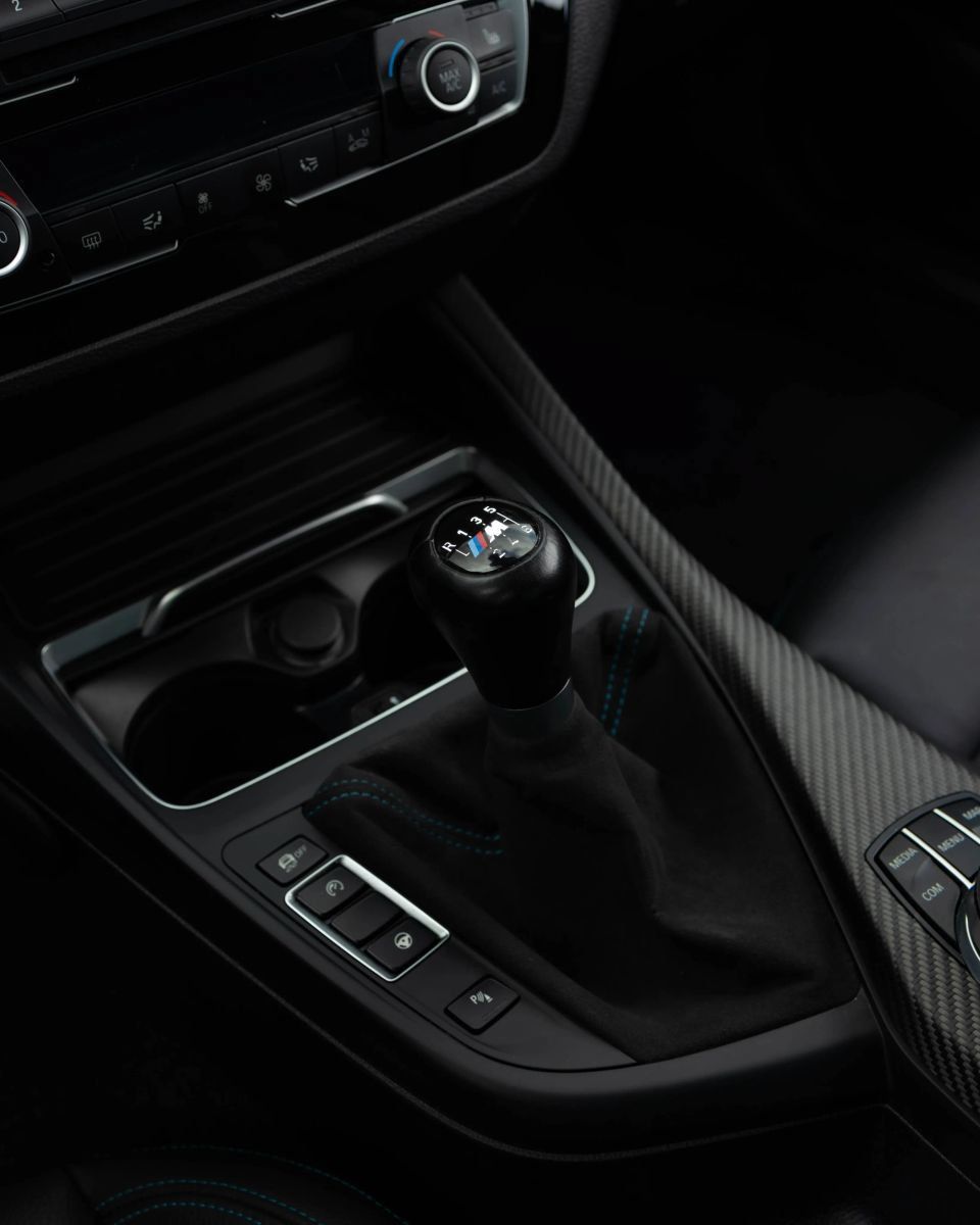 Used 2021 BMW M2 Competition w/ Executive Package RWD image 7