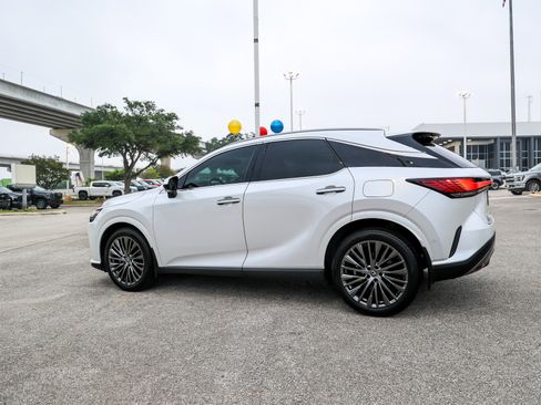 Used 2024 Lexus RX 350 w/ Convenience Package FWD image 10