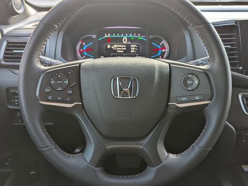 Used 2022 Honda Pilot TrailSport image 20