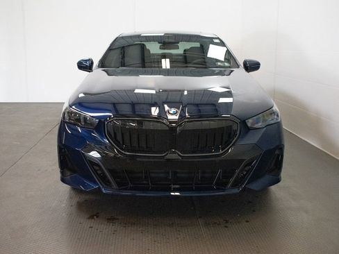 New 2027 BMW 530i xDrive AWD/4WD image 2