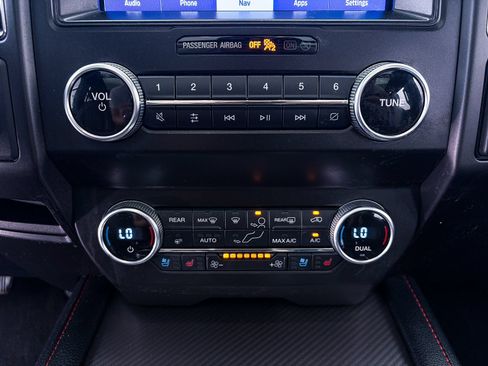 Used 2021 Ford Expedition Limited RWD image 22
