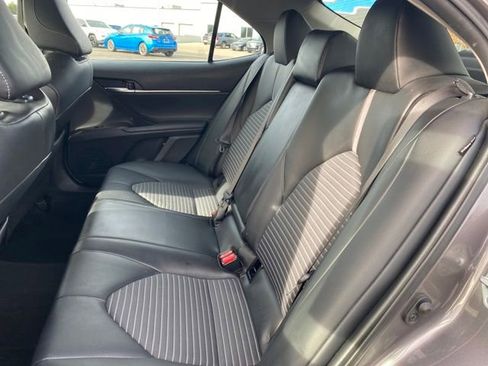 Used 2023 Toyota Camry SE image 39