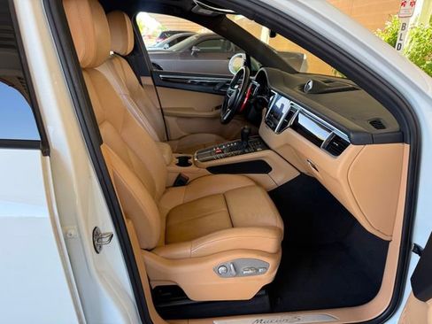 Used 2018 Porsche Macan S AWD/4WD image 26