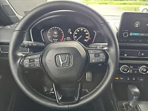 Used 2025 Honda Civic Sport image 16