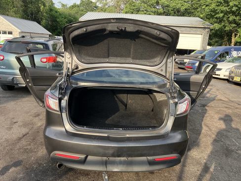 Used 2010 MAZDA MAZDA3 i Touring FWD image 31