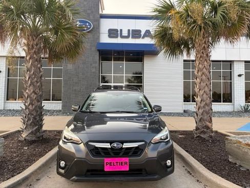 Used 2021 Subaru Crosstrek 2.5i Limited w/ Moonroof Package 2 AWD/4WD image 2