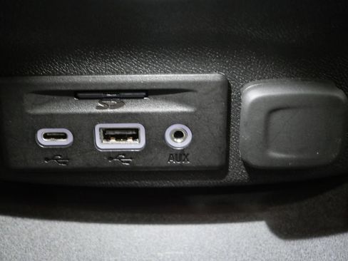Used 2024 Chevrolet Malibu LT FWD image 21