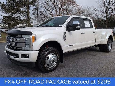 Certified 2017 Ford F350 Platinum w/ Platinum Ultimate Package image 8