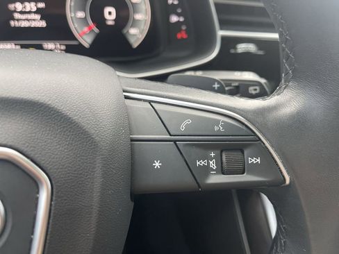 Used 2022 Audi Q8 Premium Plus image 20