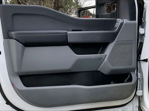 Used 2024 Ford F350 XLT image 21