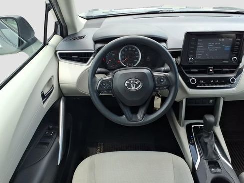Used 2022 Toyota Corolla Cross L AWD/4WD image 13