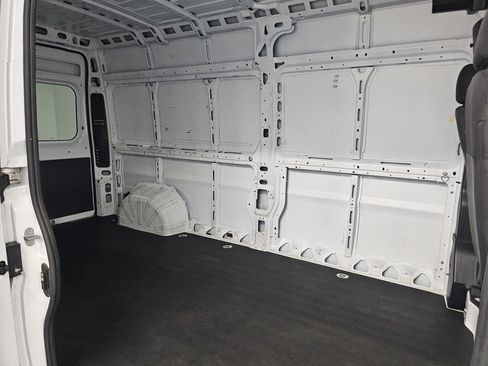 Used 2023 RAM ProMaster 2500 FWD image 24