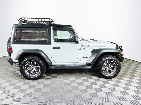 Used 2024 Jeep Wrangler Sport S image 11