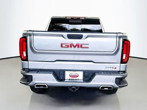 Used 2024 GMC Sierra 1500 AT4 w/ Technology Package AWD/4WD image 6