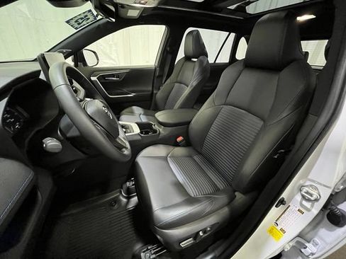 Certified 2025 Toyota RAV4 XSE w/ Advanced Technology Package AWD/4WD image 10