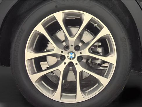 Used 2023 BMW X6 xDrive40i w/ Premium Package image 23