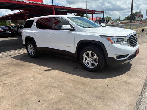 Used 2017 GMC Acadia SLE FWD image 5