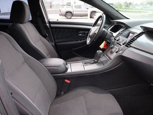 Used 2015 Ford Taurus SEL FWD image 9
