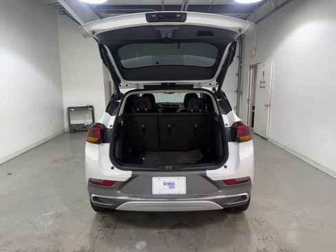 Certified 2023 Buick Encore GX Essence w/ Experience Buick Package image 7