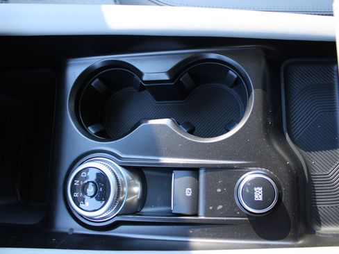 New 2026 Ford Explorer Active w/ Active Comfort Package image 22