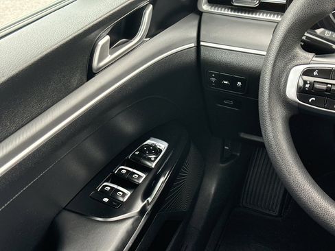 Used 2023 Kia K5 LXS image 26