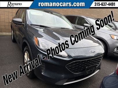 Used 2022 Ford Escape SE w/ Cold Weather Package