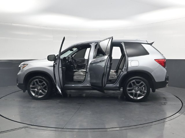 Used 2023 Honda Passport EX-L image 40