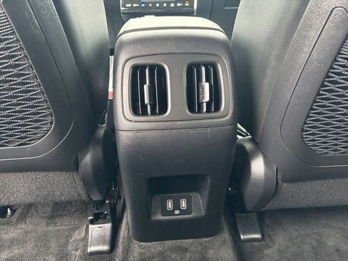 Used 2024 Hyundai Tucson Limited image 19