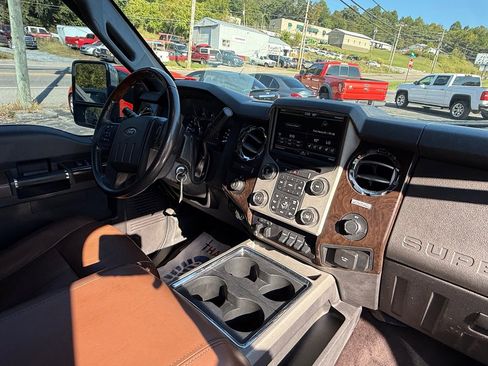 Used 2016 Ford F250 Platinum image 70