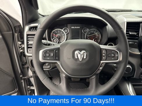 Used 2025 RAM 1500 Big Horn AWD/4WD image 17