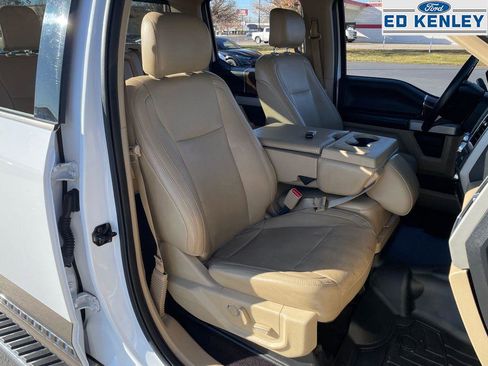 Used 2017 Ford F150 Lariat image 30