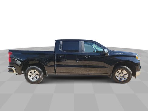 Used 2025 Chevrolet Silverado 1500 LT RWD image 9