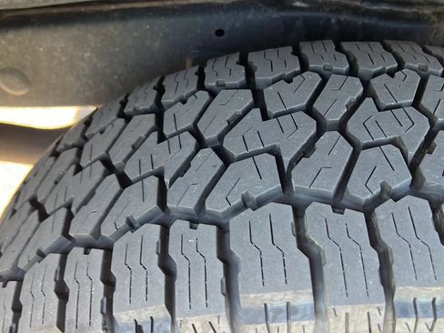 Used 2016 Toyota 4Runner Trail Premium AWD/4WD image 33
