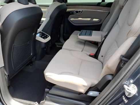 New 2026 Volvo XC90 B5 Plus w/ Protection Package Premier AWD/4WD image 11