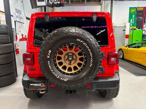 Used 2021 Jeep Wrangler Unlimited Rubicon w/ Trailer Tow Package image 7